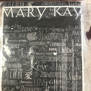 Mary Kay roll up makeup bag